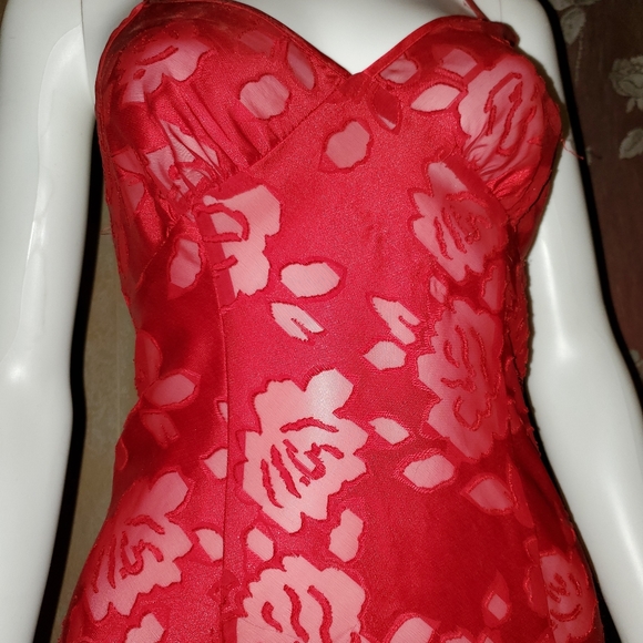 Vintage-❤ Gorgous Red Silky Negligee by VS❤ - Picture 10 of 11